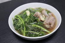 Load image into Gallery viewer, Oxtail in stew
